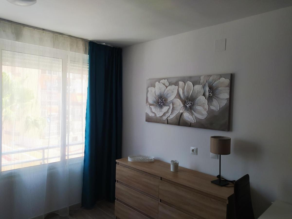 Recien Reformado, Fire Stick Amazon, Wifi, 2 Pers, Centrico, 20 M Playa Apartment Torremolinos Exterior photo
